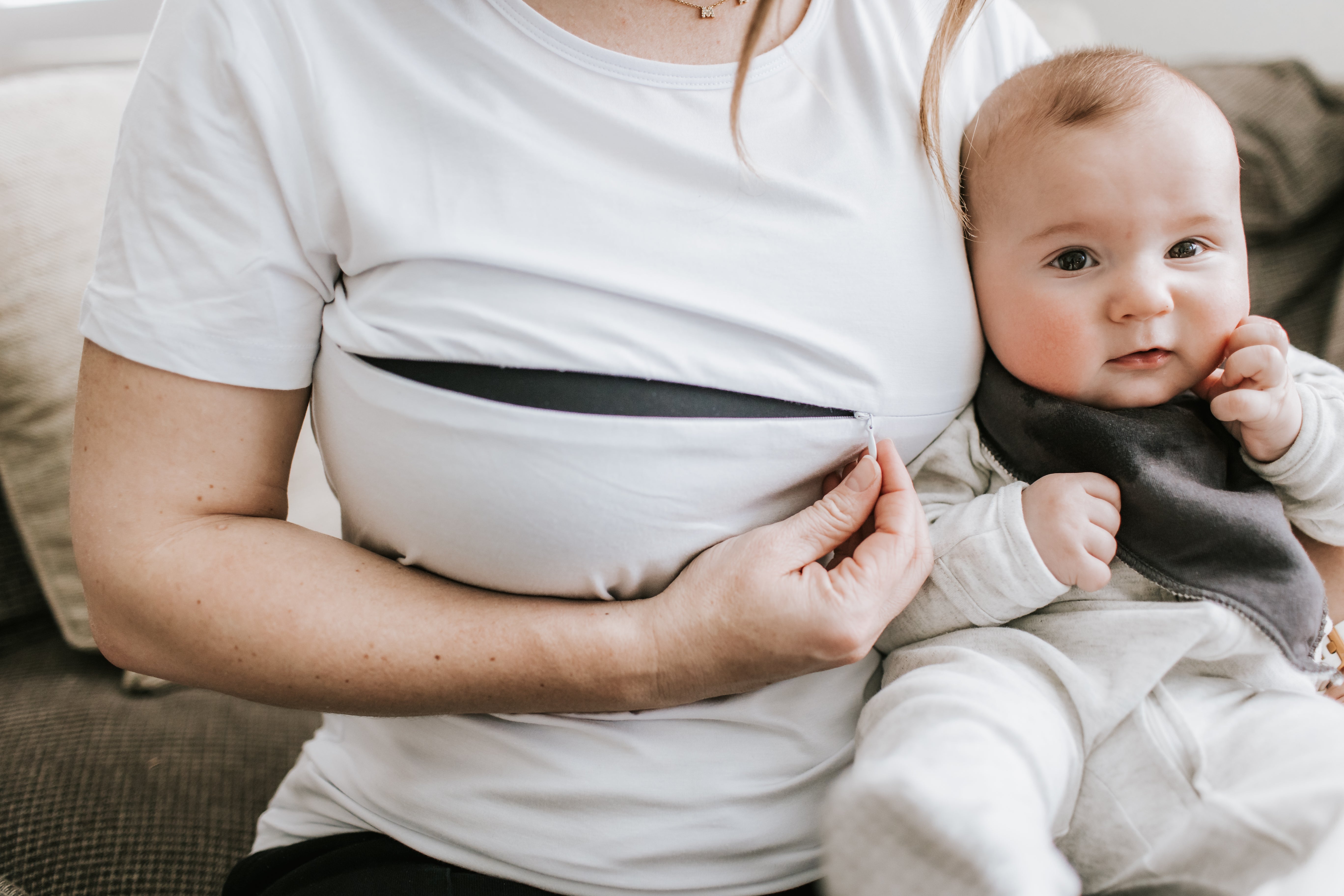 Cloth for breastfeeding on sale mothers